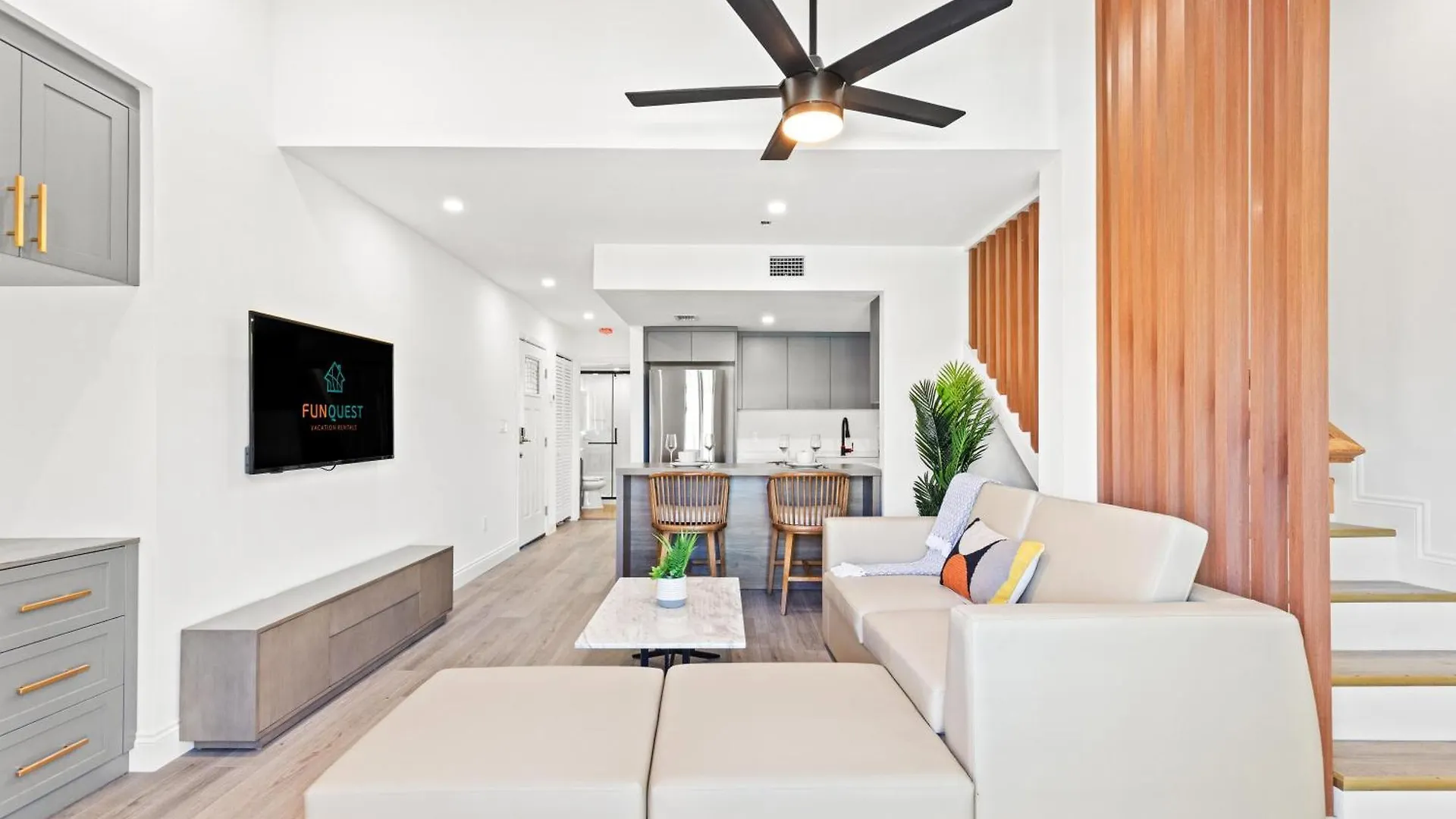 Ocean Breeze 5D Apartment Panama City Beach